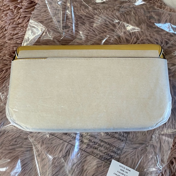 NWT TORY BURCH ROBINSON CHAIN WALLET - Picture 8 of 8